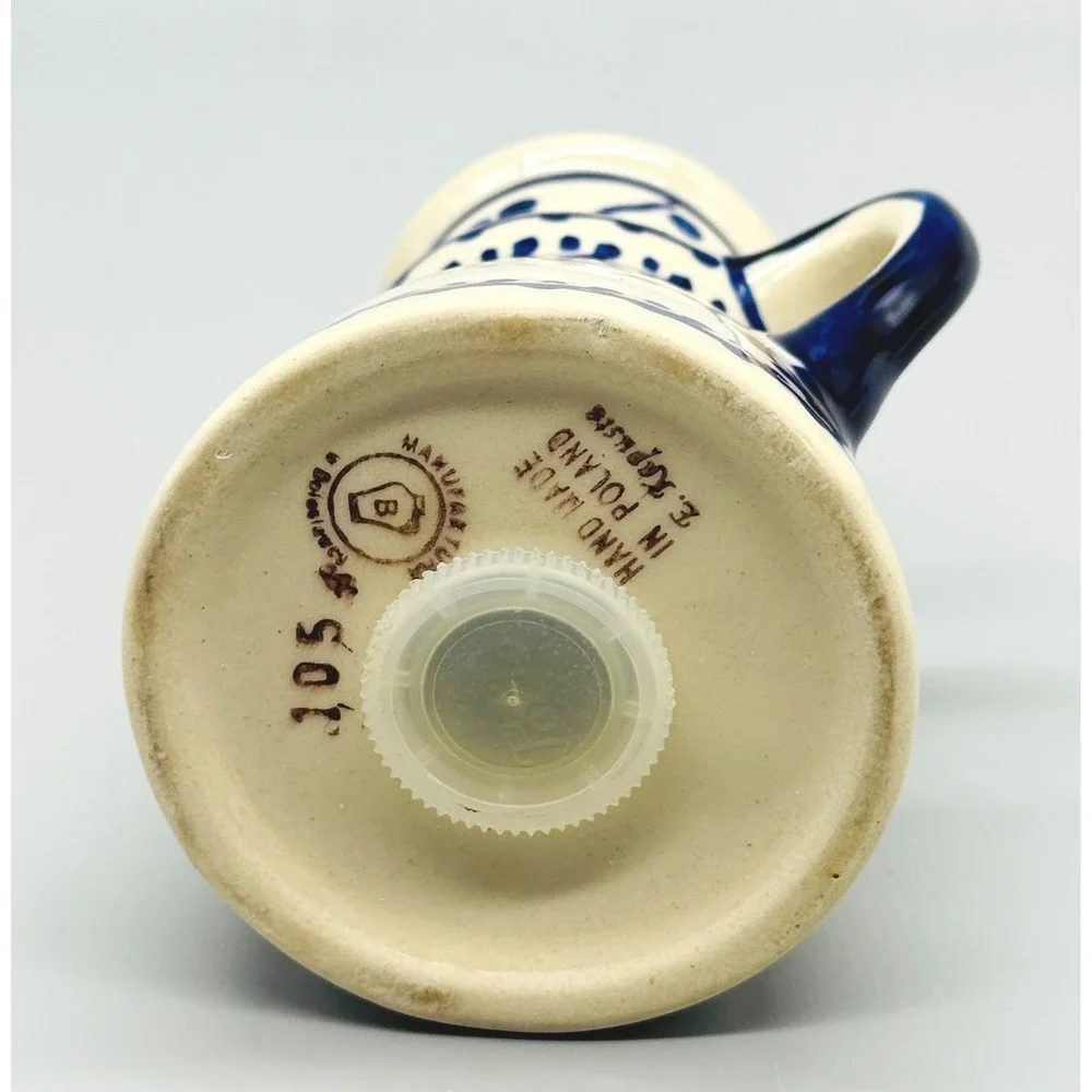 Boleslawiec Polish Pottery Salt Shaker‎ Blue Floral Woman Only 5 inch B